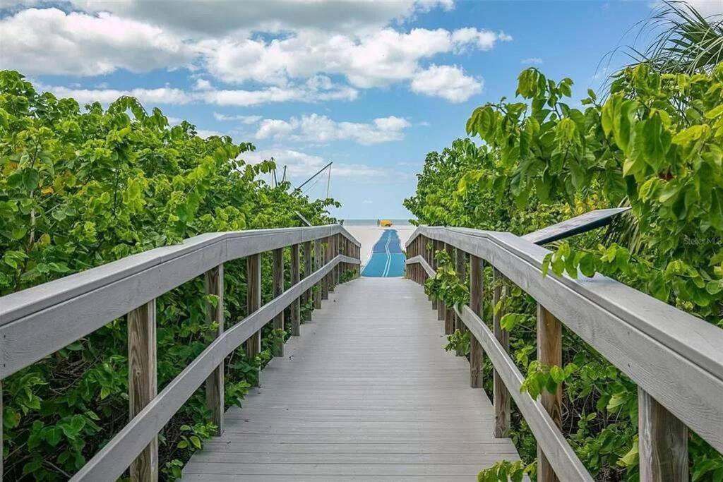 Treasure Island Beach Retreat St. Pete Beach Exteriér fotografie